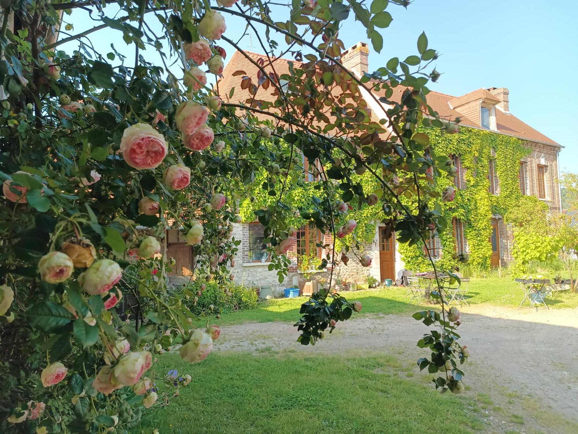 Villa Les Jardins De Felicie à Poses Extérieur photo