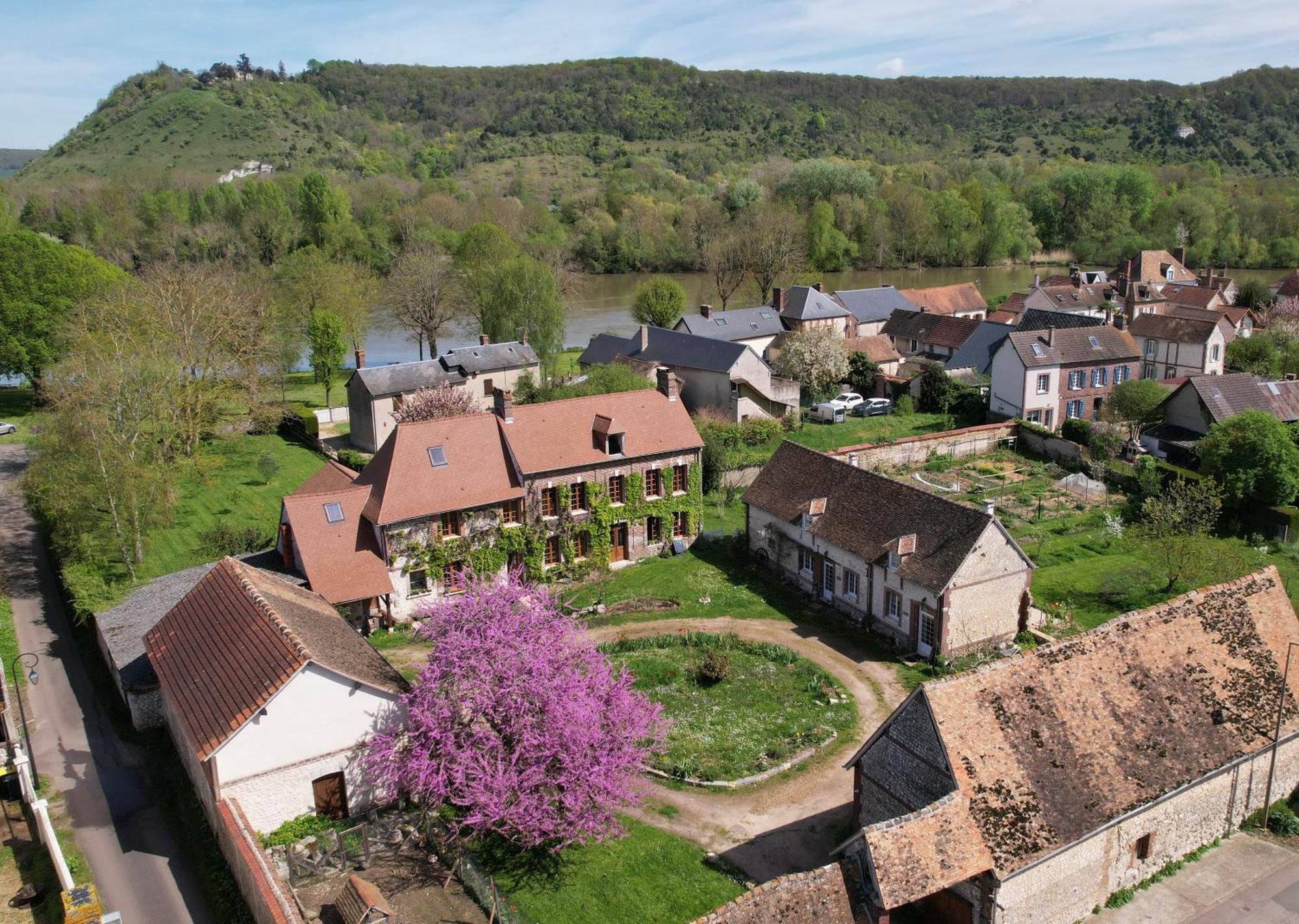 Villa Les Jardins De Felicie à Poses Extérieur photo